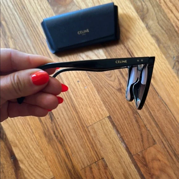 Celine Black Oversized Cat-Eye Sunglasses - Picture 3 of 9